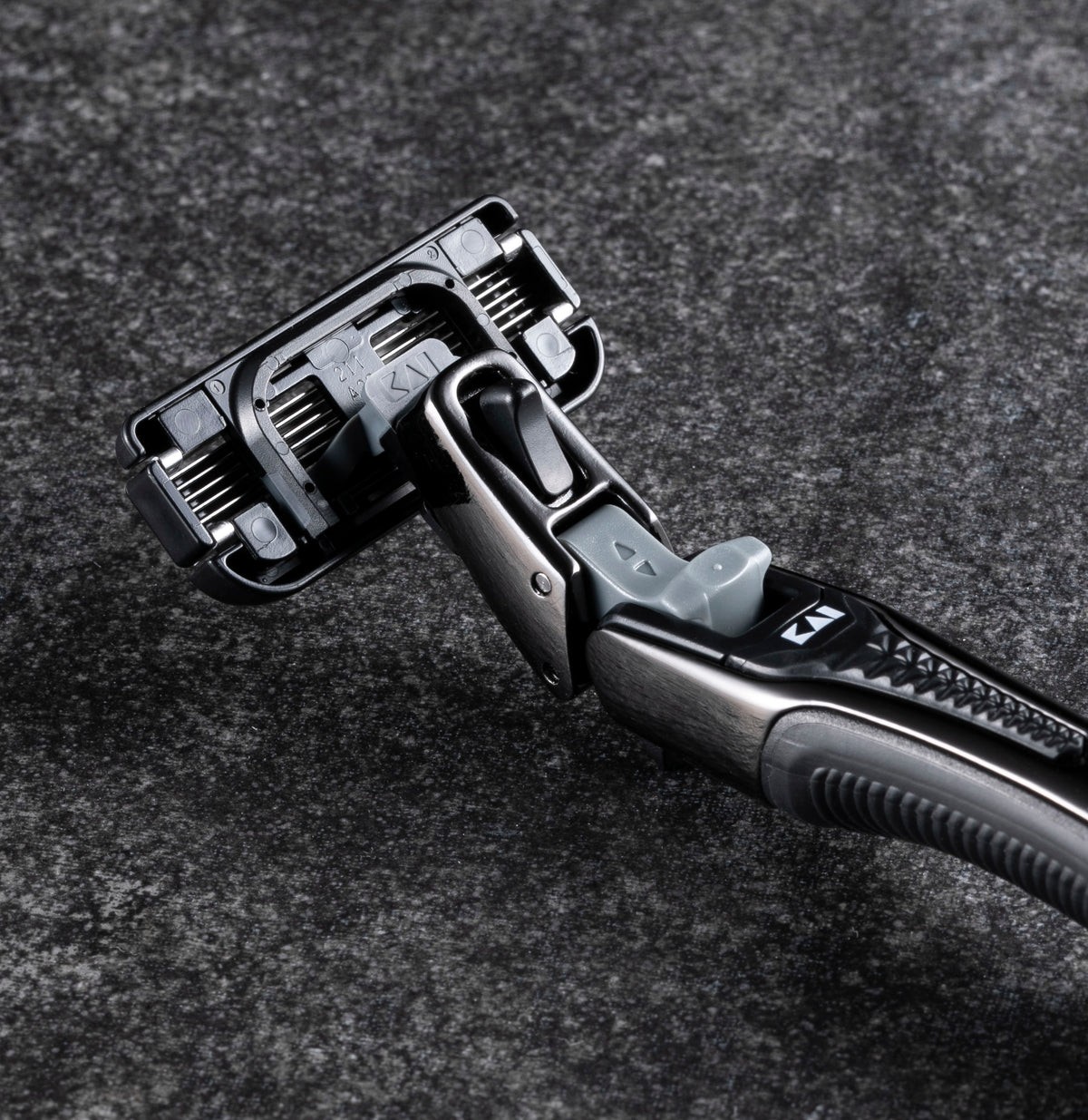 206000880_2_kasho_auger_razor.jpg
